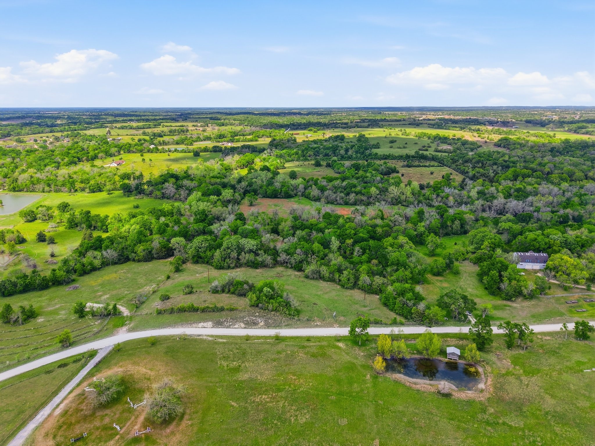 405 County Road 405 Anderson, TX 77830 - Photo 4 of 7 a view of a city