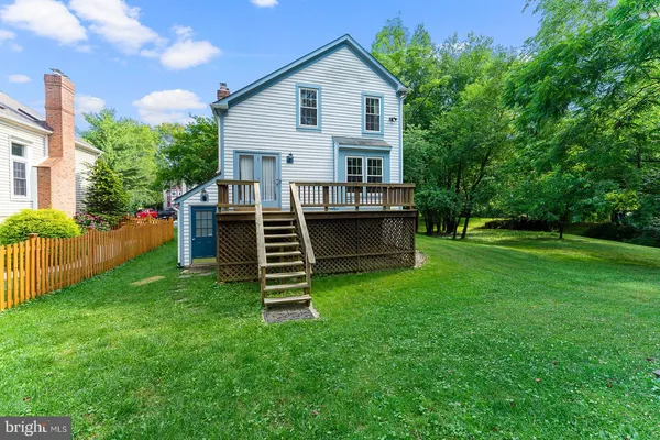 $4,250 | 8415 Hollis Lane, Vienna, VA 22182