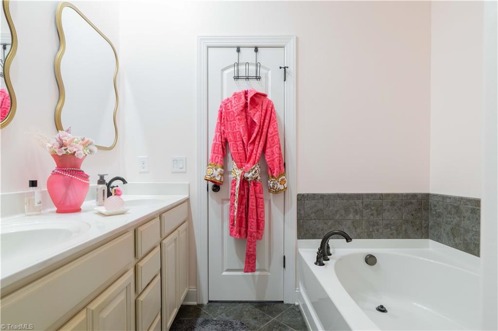 748 Carneros Circle High Point, NC 27265 - Photo 18 of 28