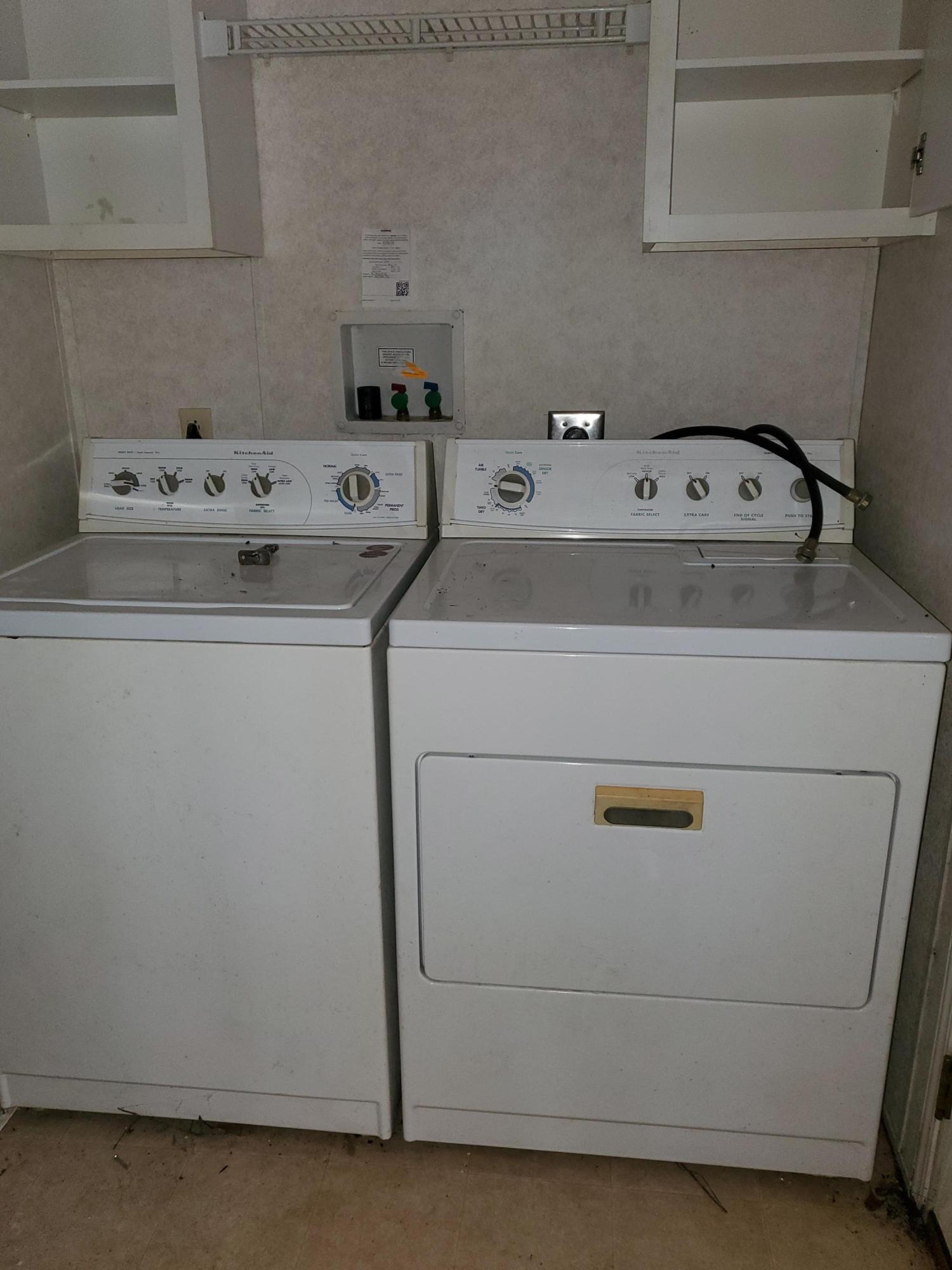 517 Society Road McClellanville, SC 29458 - Photo 12 of 23 Washer and dryer