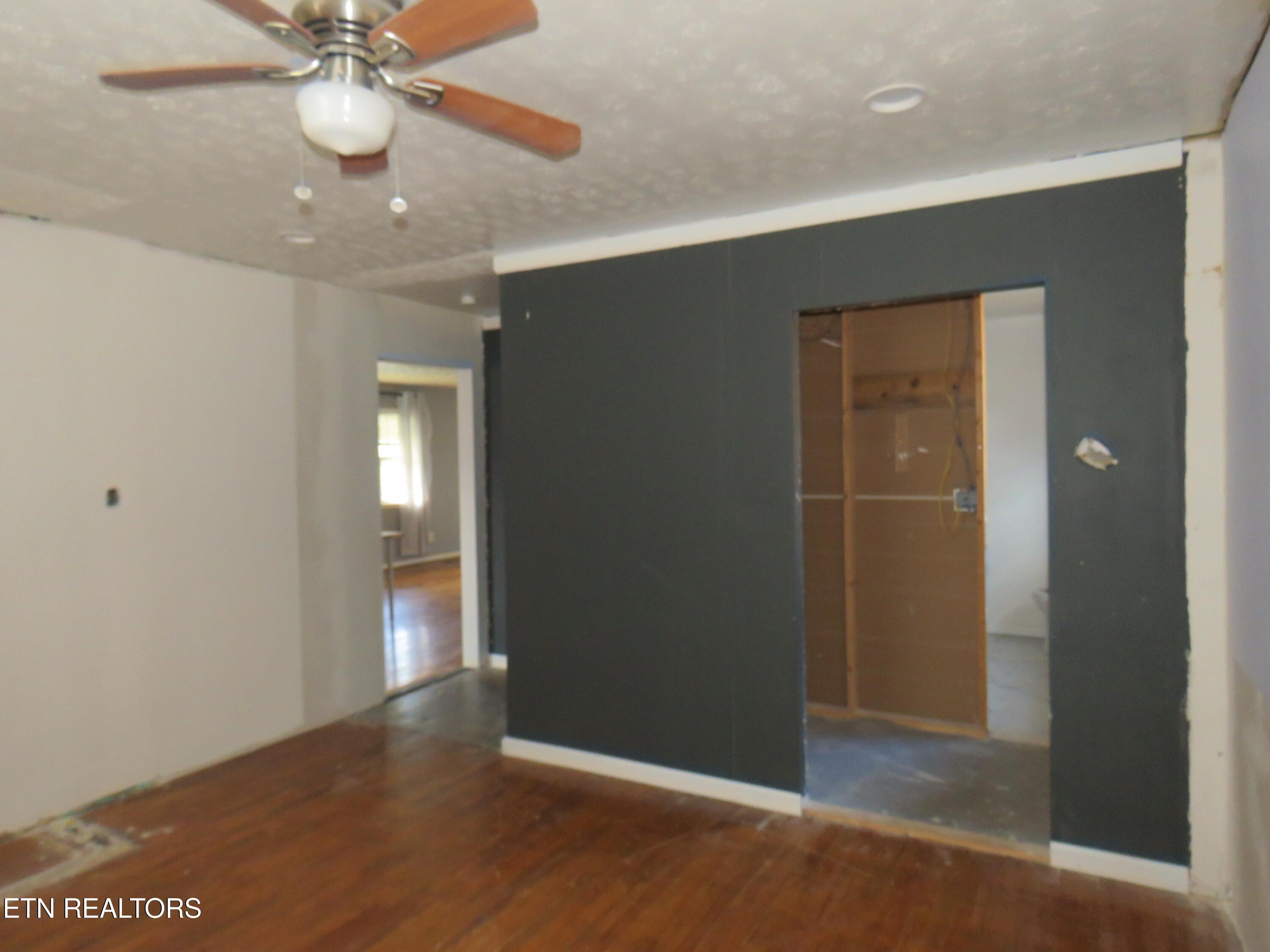 4330 Fulton Road Corryton, TN 37721 - Photo 20 of 31 IMG_0022