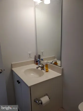 $2,000 | 26 Colchester Court, Bunker Hill, WV 25413