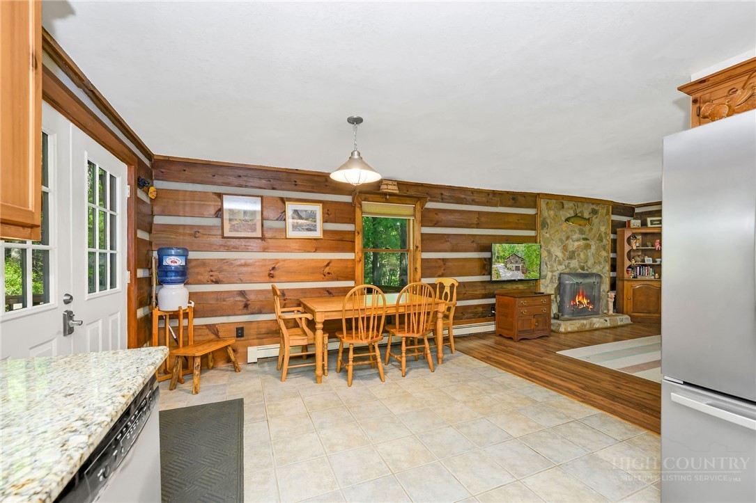 214 Deer Ridge Road Crumpler, NC 28617 - Photo 8 of 40