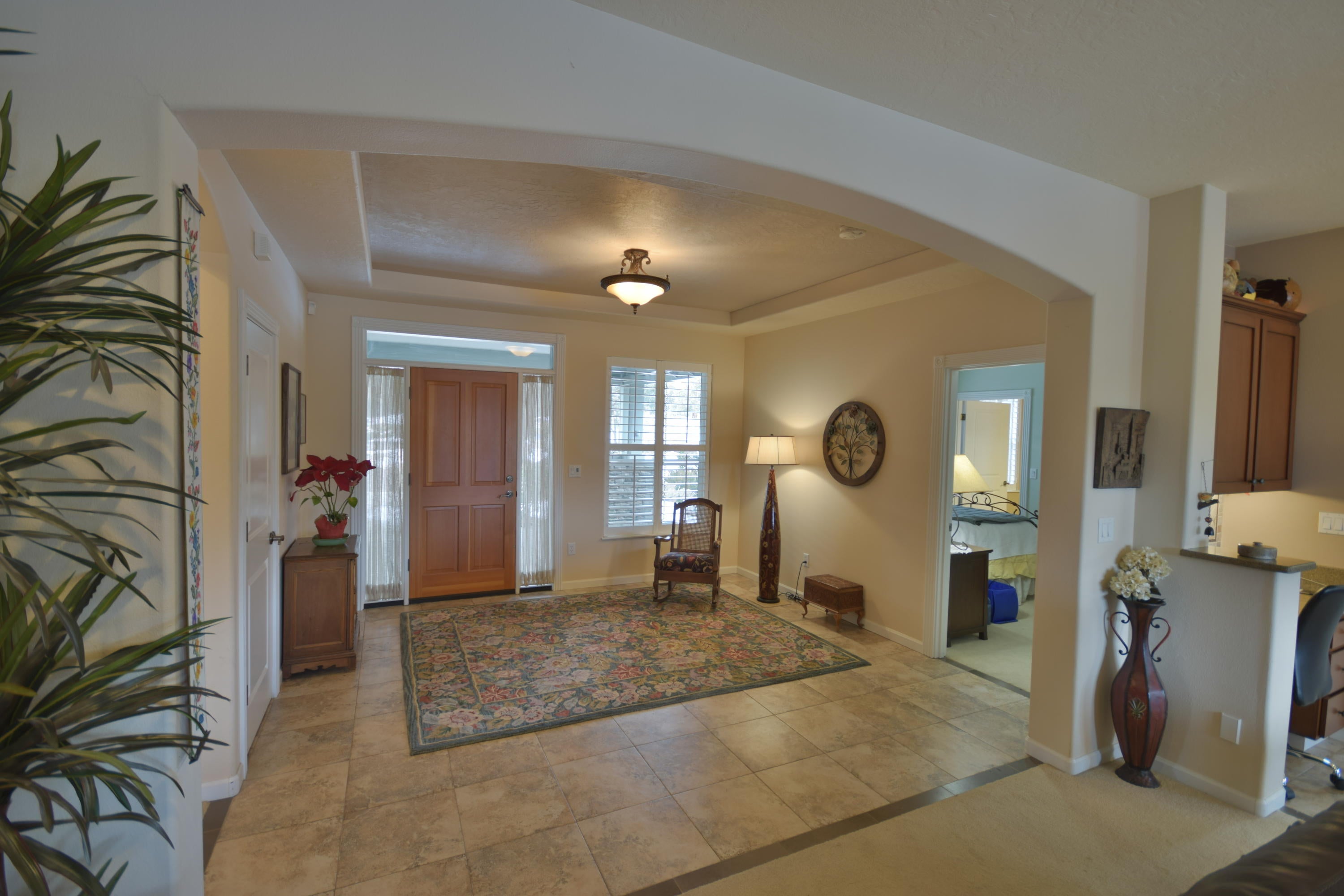 1826 Turnstone Road Redmond, OR 97756 - Photo 3 of 27 Grand Entry