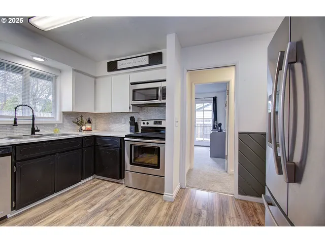 $449,500 | 7116 Northeast 107th Avenue, Vancouver, WA 98662