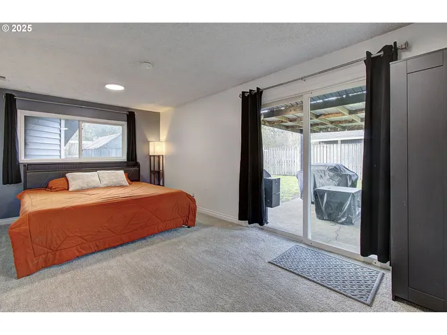 $449,500 | 7116 Northeast 107th Avenue, Vancouver, WA 98662