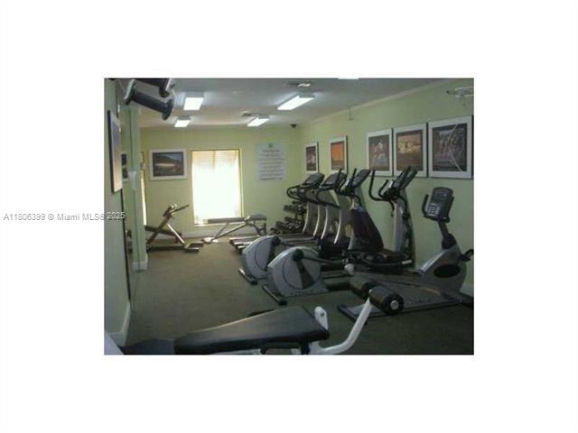 4425 Treehouse Lane, Unit B Tamarac, FL 33319 - Photo 4 of 19 a picture of a living room