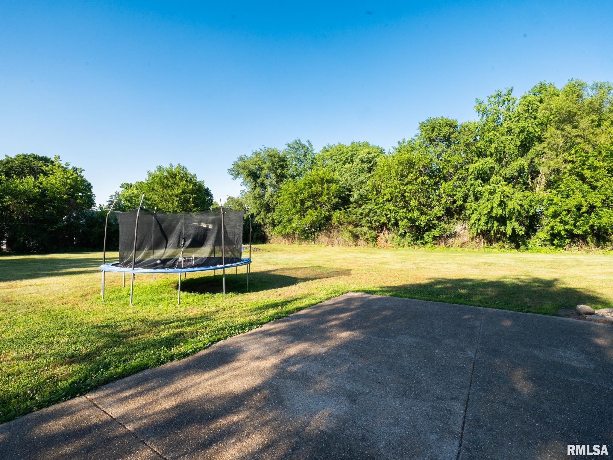 13082 Laurel Street Manito, IL 61546 - Photo 8 of 52