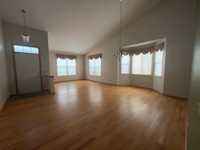 $389,900 | 1471 Grand Haven Road, Romeoville, IL 60446