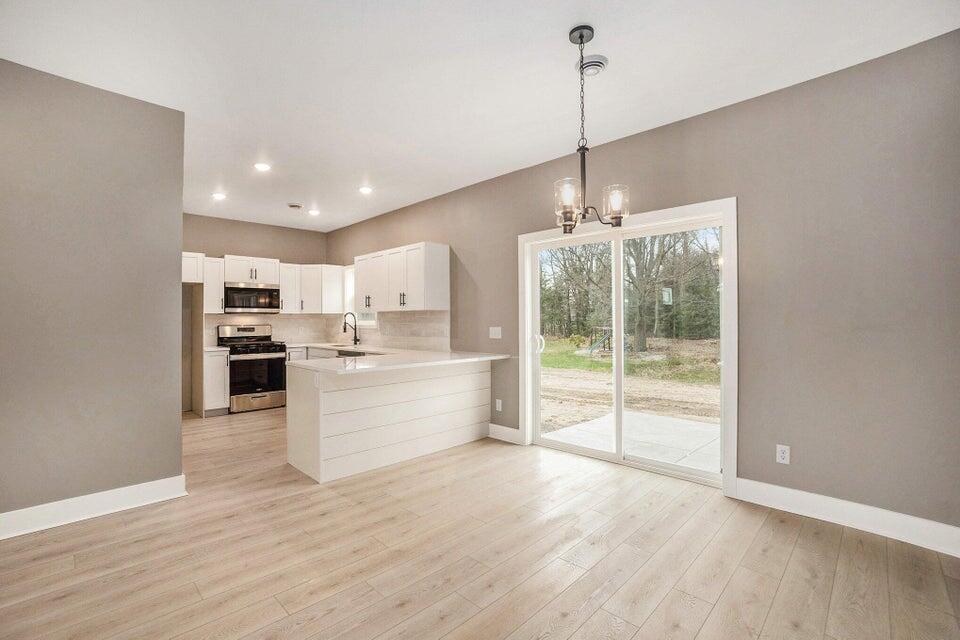 18895 148th Avenue Spring Lake, MI 49456 - Photo 4 of 26 20250424132231818876000000-o
