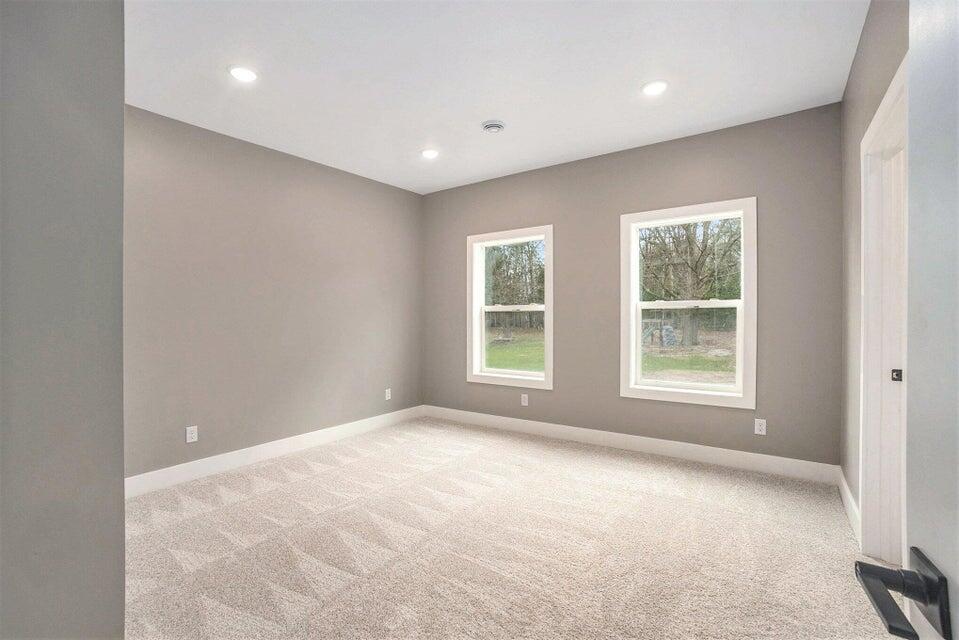 18895 148th Avenue Spring Lake, MI 49456 - Photo 10 of 26 20250424132237962495000000-o