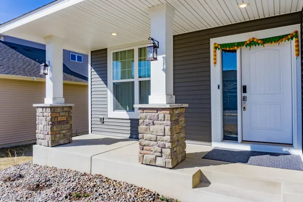 $3,495 | 1582 Edgebrook Lane, Carver, MN 55315