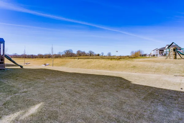 $3,495 | 1582 Edgebrook Lane, Carver, MN 55315