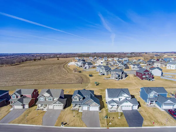 $3,495 | 1582 Edgebrook Lane, Carver, MN 55315