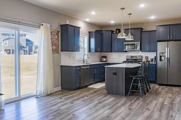 $3,495 | 1582 Edgebrook Lane, Carver, MN 55315