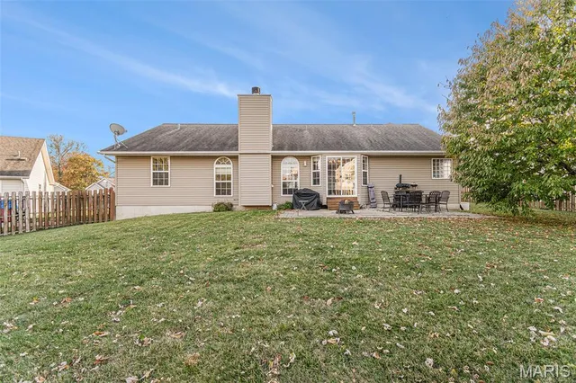 $425,000 | 1245 Summer Lynne Drive, O'Fallon, MO 63366