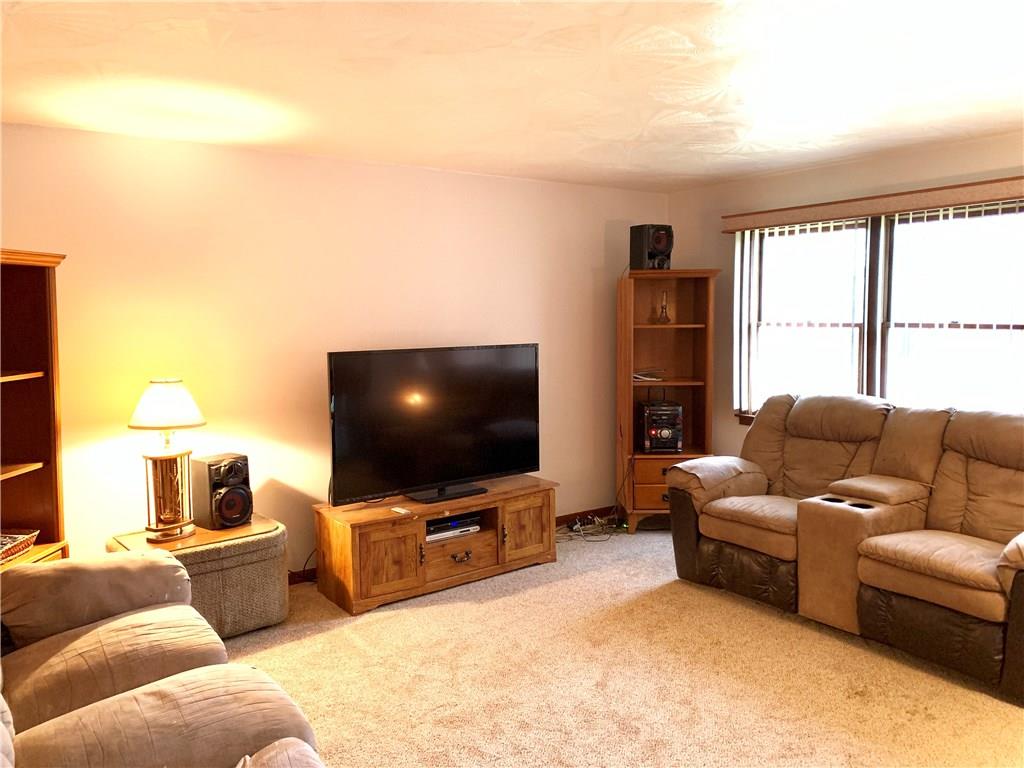 528 Bonniebrook Road Butler, PA 16002 - Photo 3 of 16