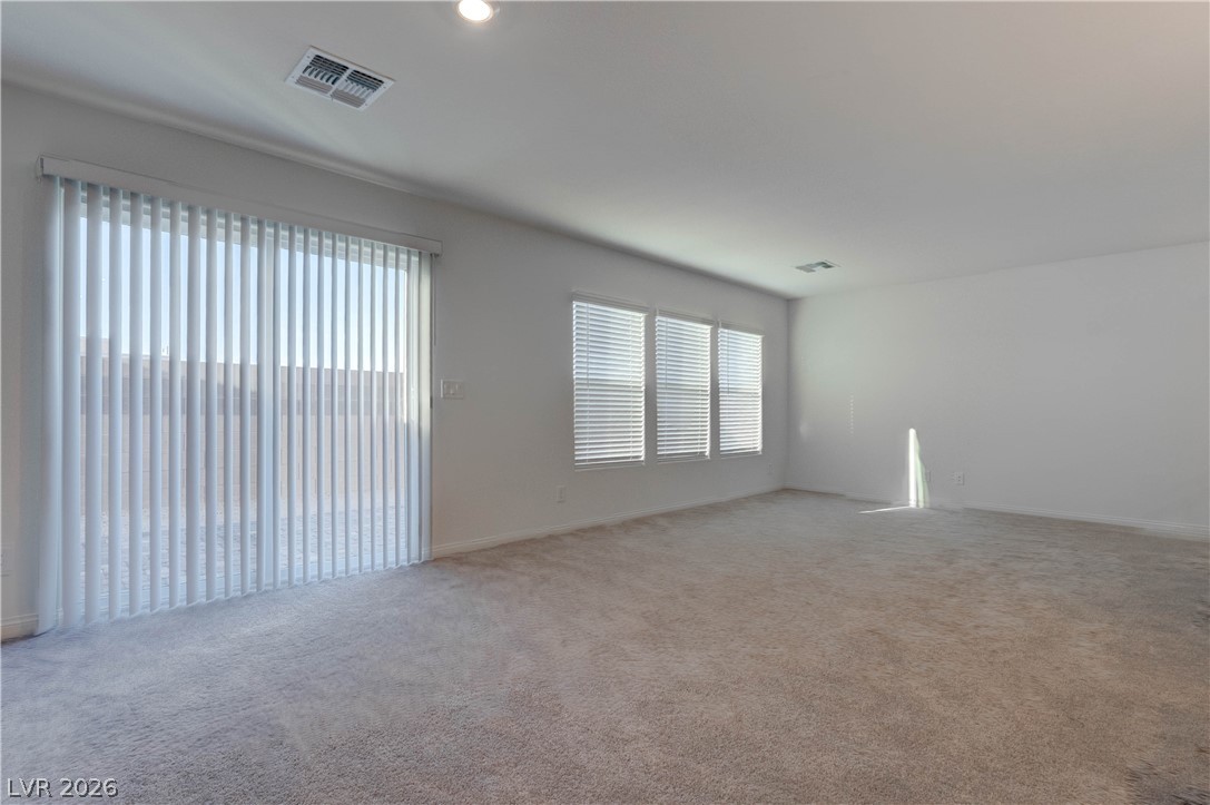 9256 Innot Avenue Las Vegas, NV 89148 - Photo 8 of 34