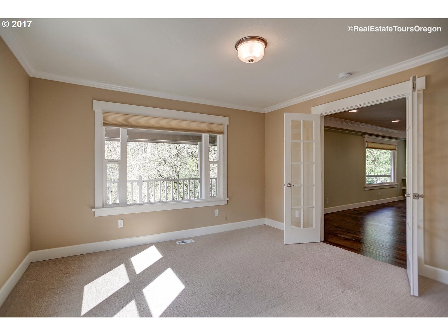 9955 Southwest Morrison Street Portland, OR 97225 - Photo 18 of 32 Gallery Image 18