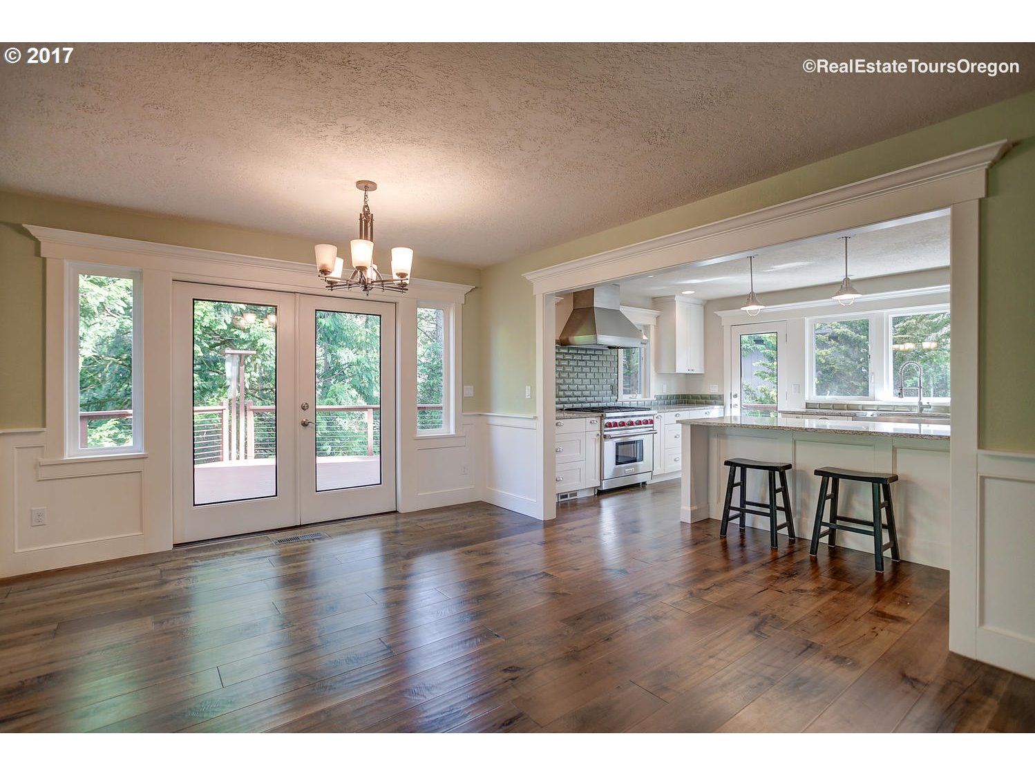 9955 Southwest Morrison Street Portland, OR 97225 - Photo 6 of 32 Gallery Image 6