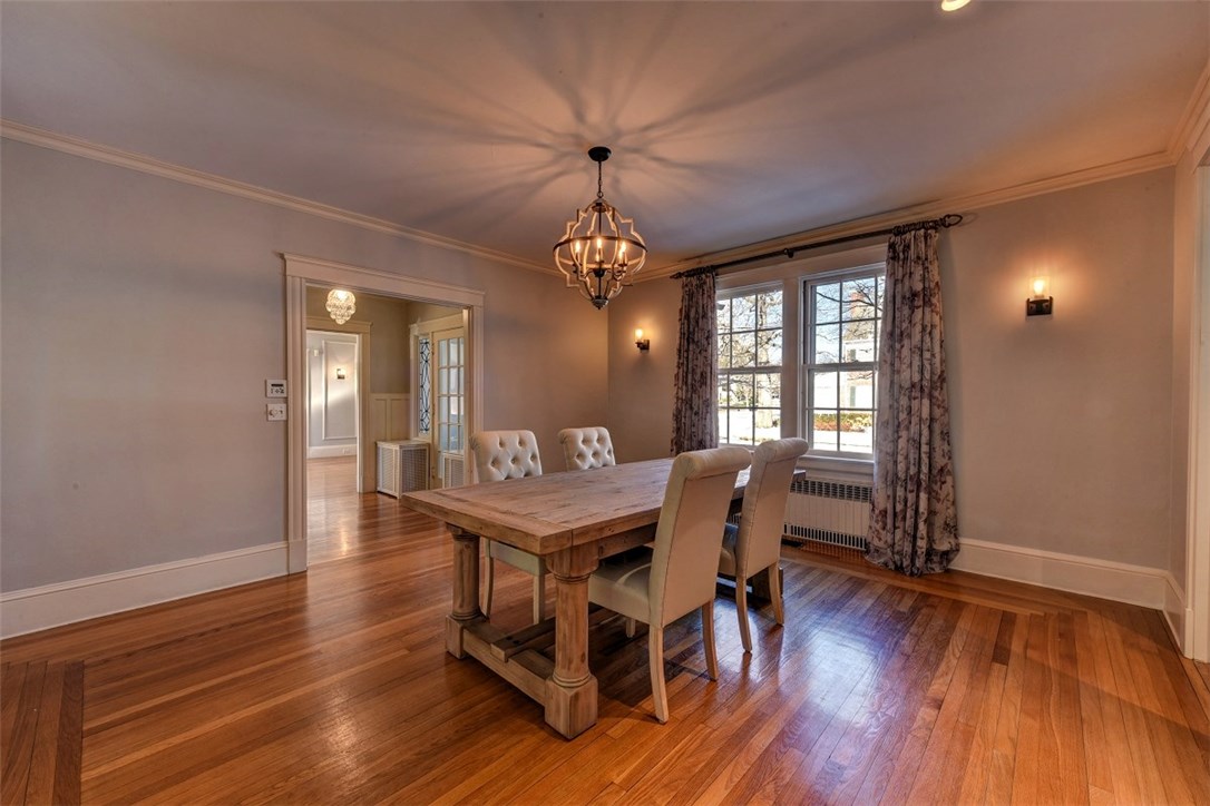 41 Intervale Road Providence, RI 02906 - Photo 13 of 40 Gallery Image 13