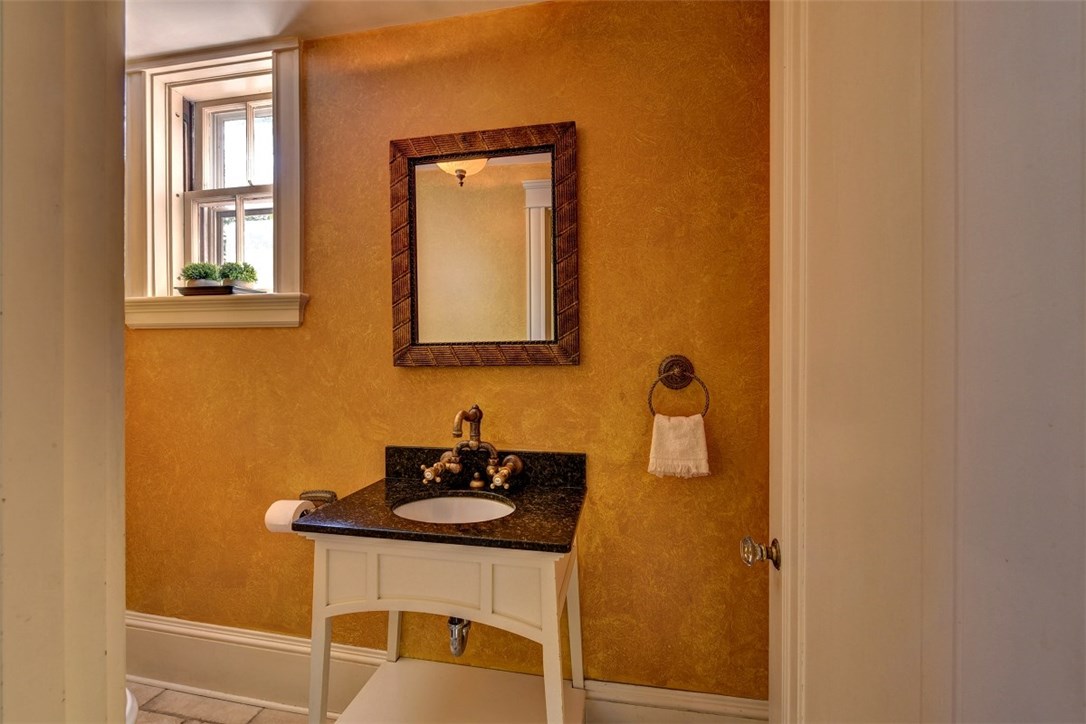 41 Intervale Road Providence, RI 02906 - Photo 26 of 40 Gallery Image 26