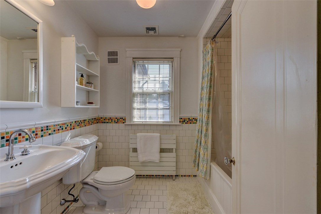 41 Intervale Road Providence, RI 02906 - Photo 36 of 40 Gallery Image 36