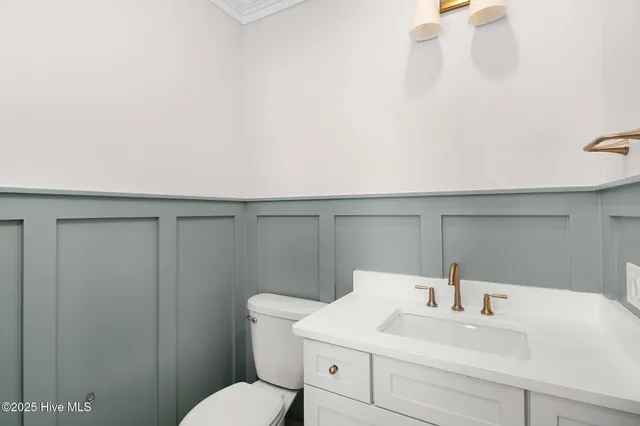 $419,000 | 805 Mulberry Street, Unit 201, Beaufort, NC 28516