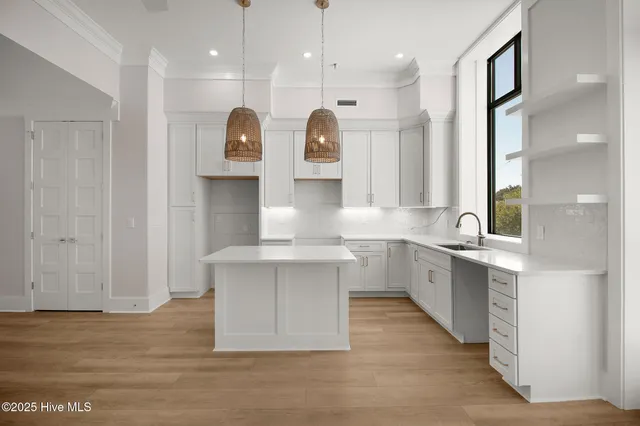 $419,000 | 805 Mulberry Street, Unit 201, Beaufort, NC 28516