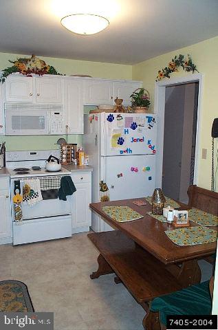 2439 Joppa Road York, PA 17403 - Photo 4 of 7