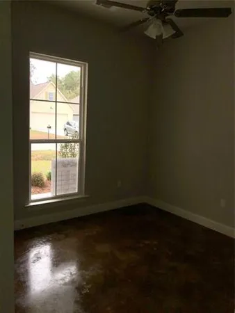 $2,500 | 4053 Monarch Lane, Covington, LA 70433
