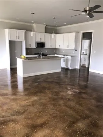 $2,500 | 4053 Monarch Lane, Covington, LA 70433