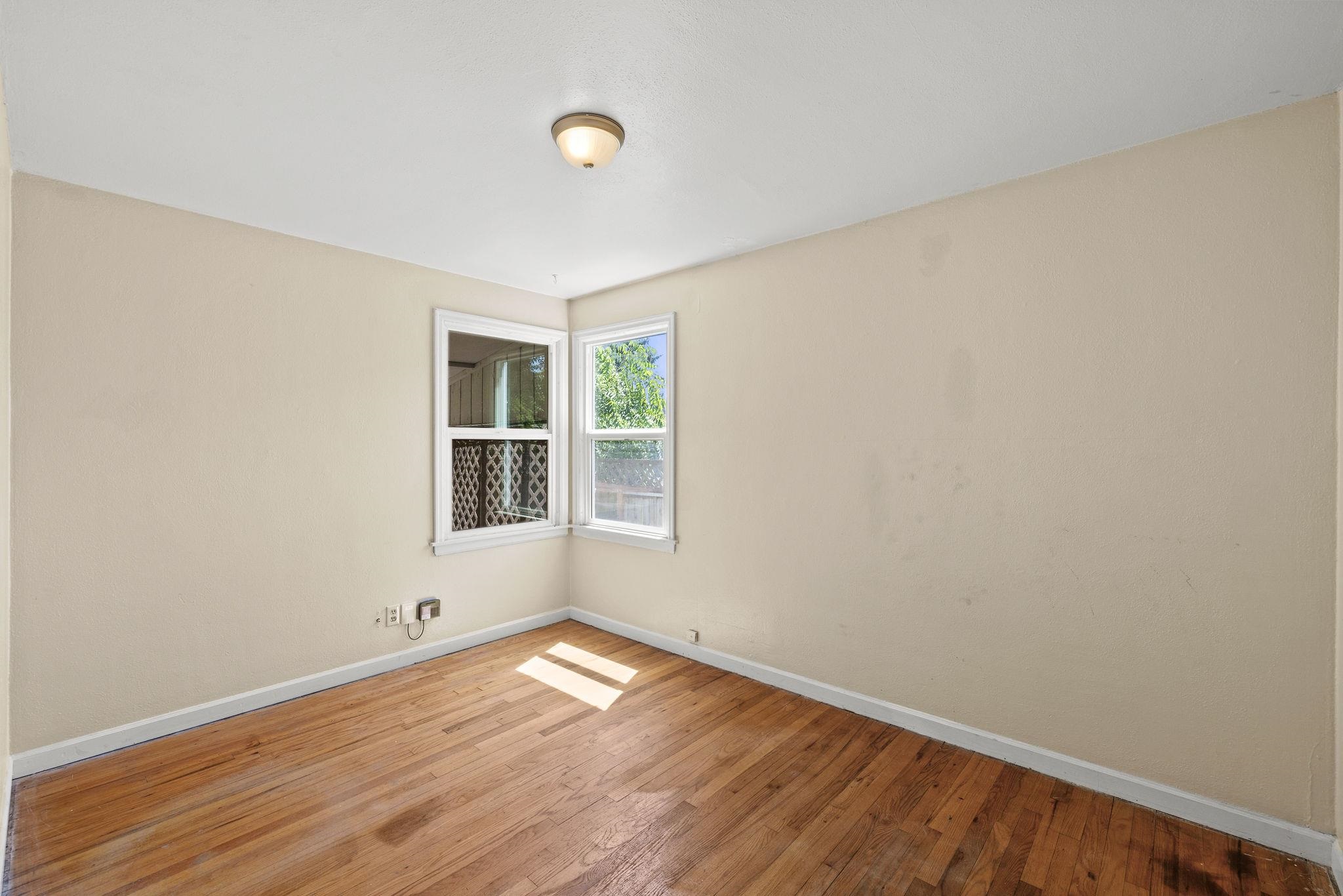 5214 North Belt Street Spokane, WA 99205 - Photo 12 of 34