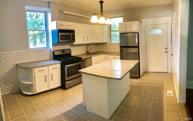 2940 Walton Road St. Louis, MO 63114 - Photo 3 of 22 Gallery Image 3