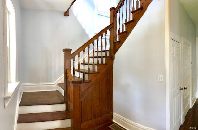 2940 Walton Road St. Louis, MO 63114 - Photo 5 of 22 Gallery Image 5