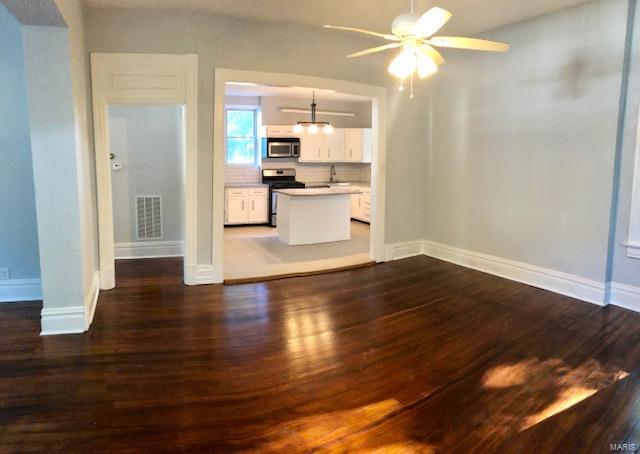 2940 Walton Road St. Louis, MO 63114 - Photo 7 of 22 Gallery Image 7