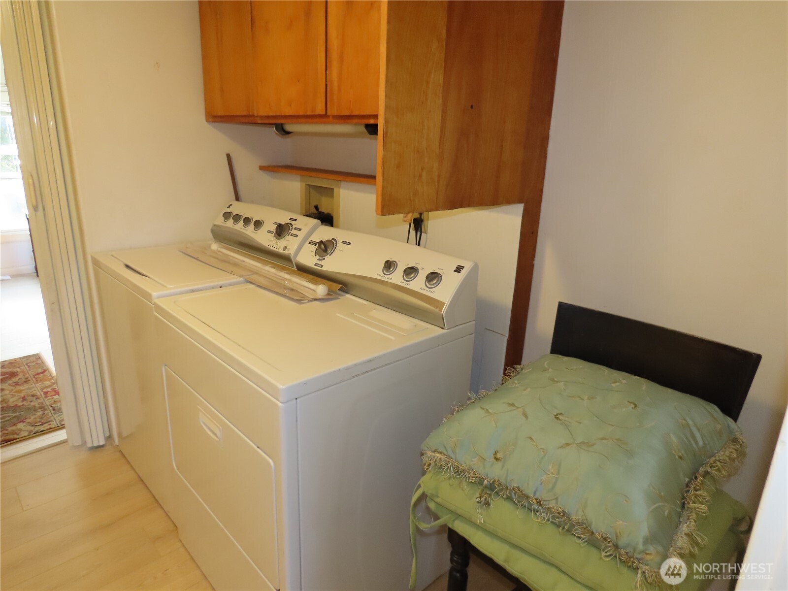 1021 South Forrest Street Westport, WA 98595 - Photo 17 of 29 a utility room with dryer and washer