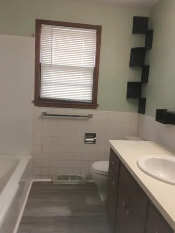 $172,900 | 2627 Dellrose, Wichita, KS 67220