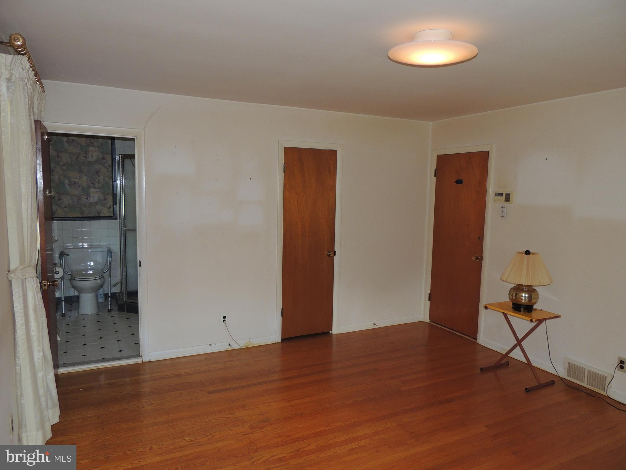 1119 Frederick Road Jenkintown, PA 19046 - Photo 15 of 24