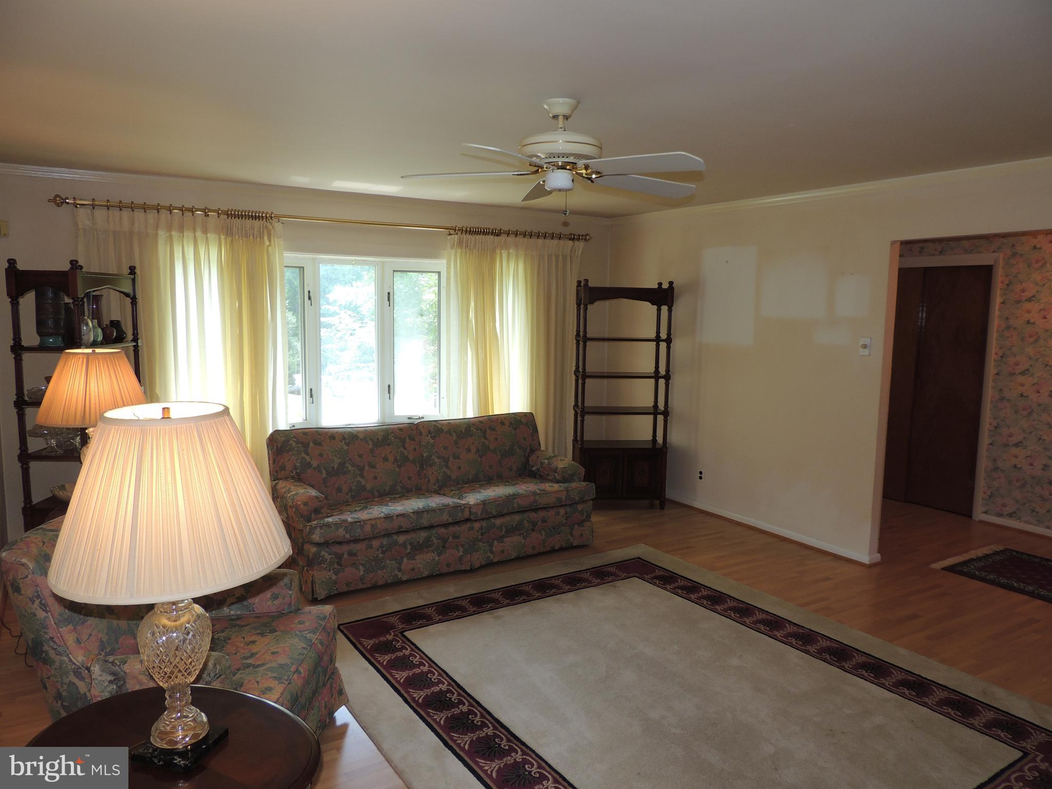 1119 Frederick Road Jenkintown, PA 19046 - Photo 5 of 24