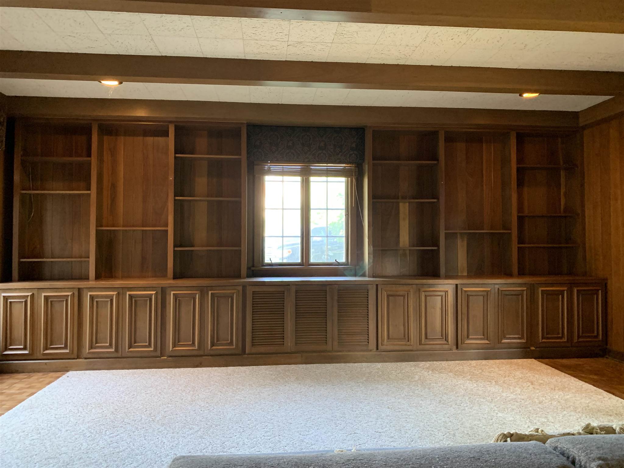 1881 East Richview Road Mount Vernon, IL 62864 - Photo 11 of 42 Gallery Image 11