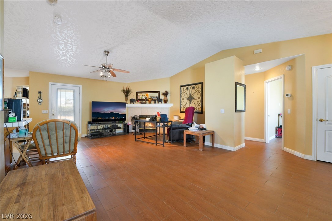 3261 Winery Road Pahrump, NV 89048 - Photo 5 of 37