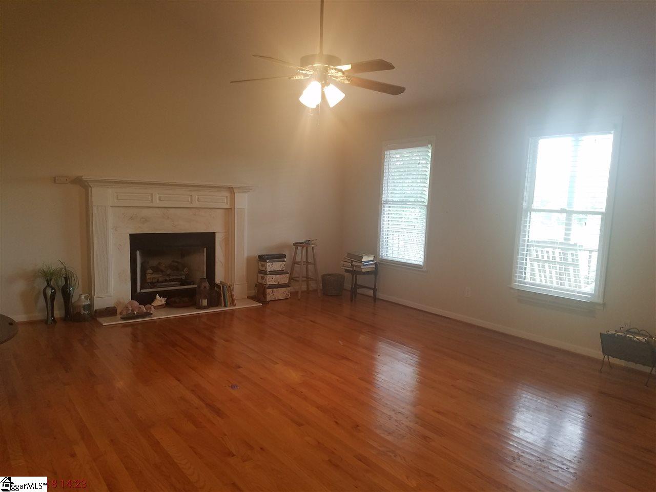 398 Sullivan Road Fountain Inn, SC 29644 - Photo 5 of 9