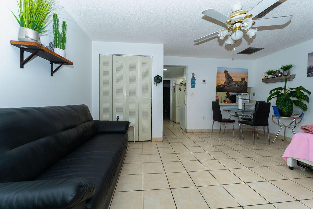 777 Southwest 9th Avenue, Unit 409 Miami, FL 33130 - Photo 21 of 32 a living room with furniture
