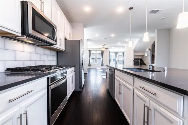 $3,105 | 3108 Roseland Terrace Lane, Houston, TX 77063