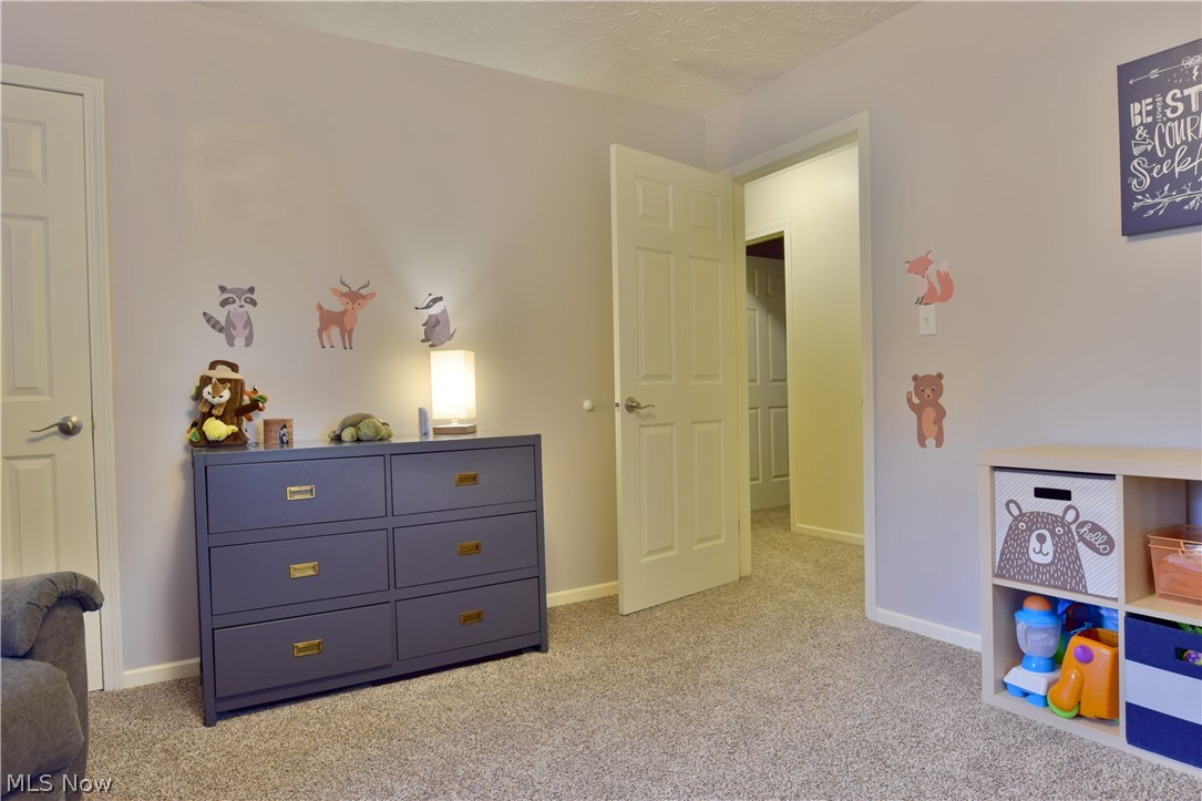 2159 Ruth Street Hubbard, OH 44425 - Photo 2 of 35 Gallery Image 2
