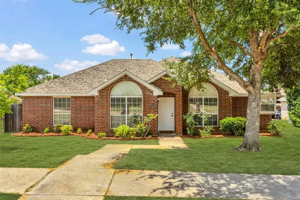 $2,695 | 2140 Teal Court, Lewisville, TX 75077
