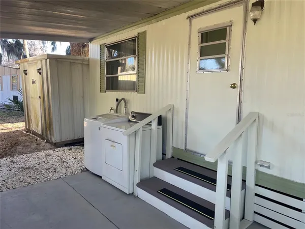 $1,050 | 1079 Northwest 7th Boulevard, Lake Panasoffkee, FL 33538