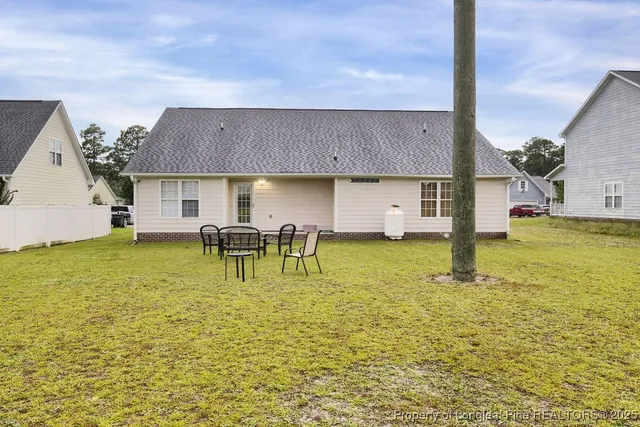 $265,000 | 2923 Highplains Drive, Hope Mills, NC 28348