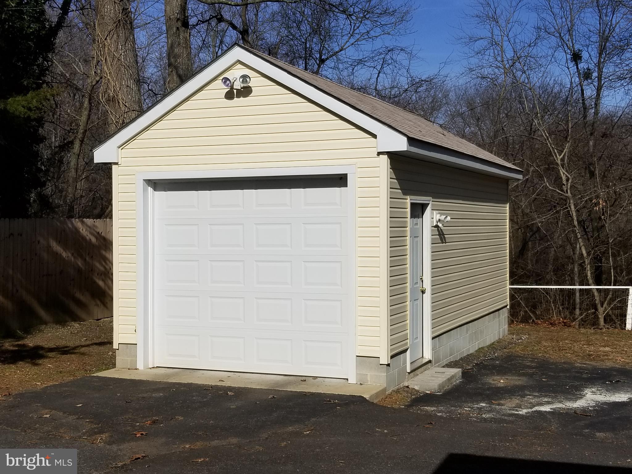 3497 Irish Hill Road Magnolia, DE 19962 - Photo 25 of 34 Detached garage